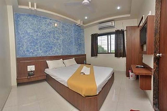 Hotel Jain Residency Shirdi Rum bild